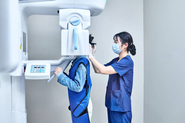 Best Broken Tooth Emergency  in On Top Of The World Designated Place, FL