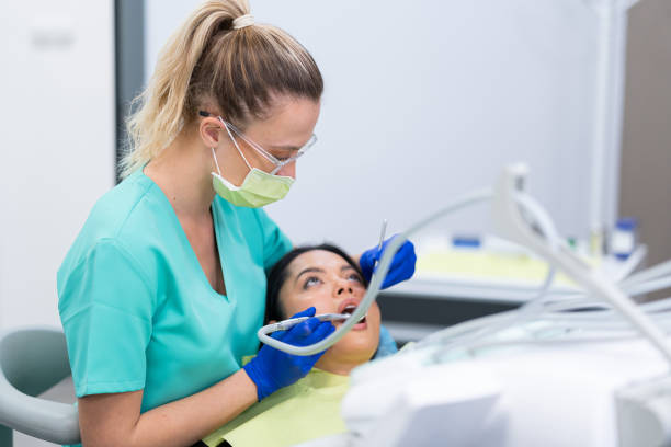 Best Broken Tooth Emergency  in On Top Of The World Designated Place, FL